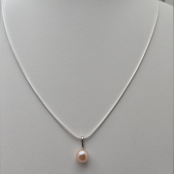 Pearl Jewelry - Freshwater Pink Real Pearl Necklace 18” Silver Plated Snake Chain NWOT
